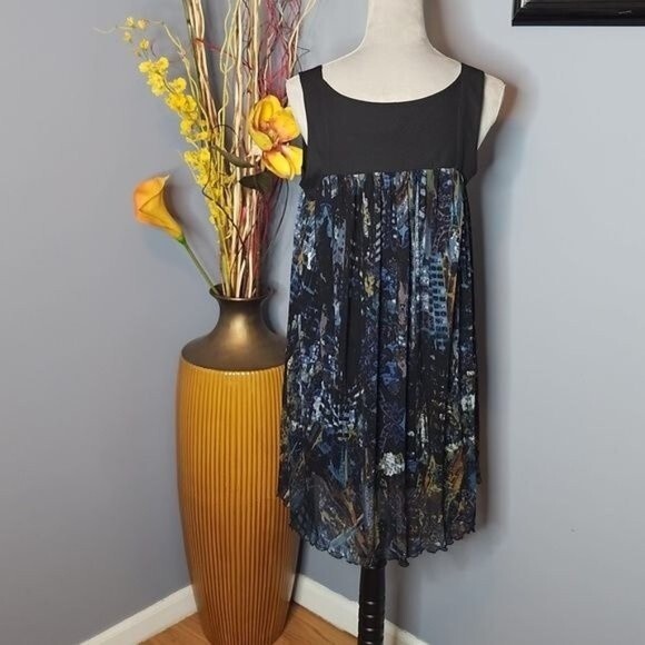 Vivienne Tam City Scape Blue Combo Dress Size Medium NWT - Picture 8 of 15